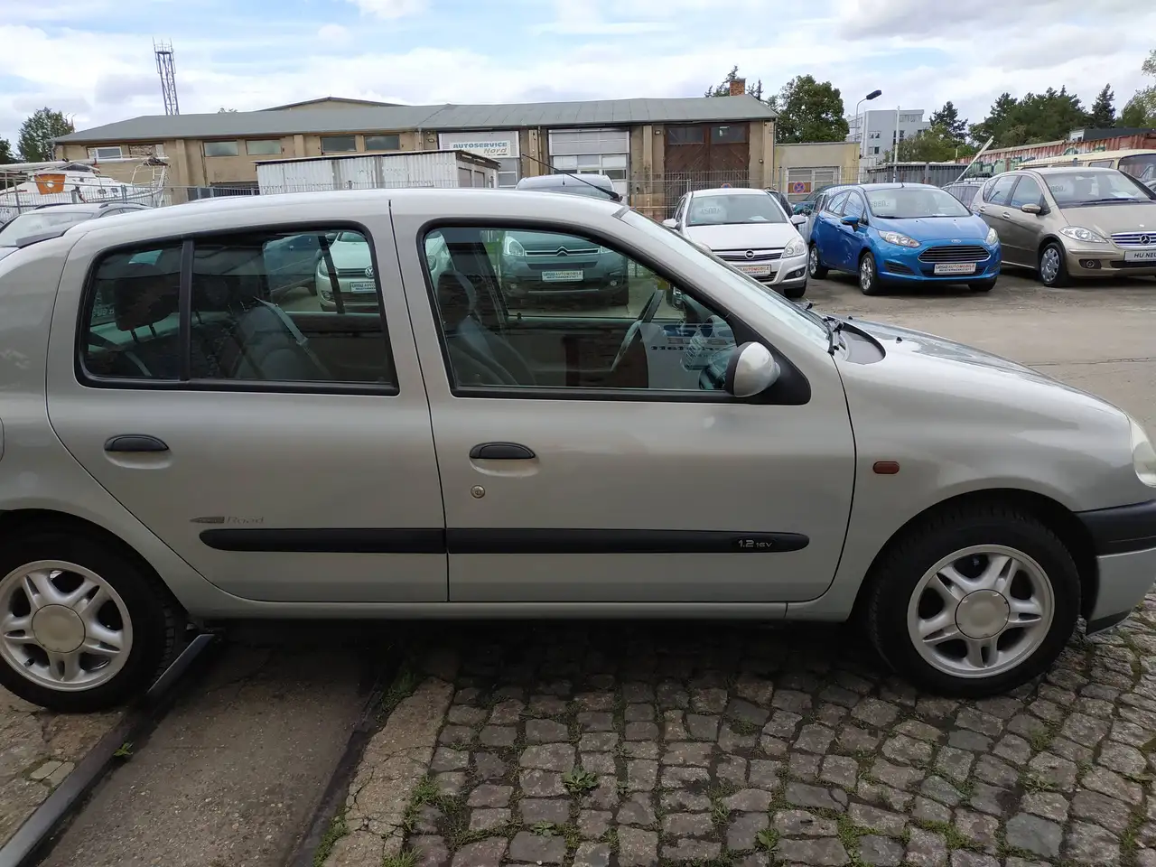 Renault Clio 1.2/ TÜV NEU/ Klima/ 5-Türer/ wenig KM/ Alufelgen, foto 6
