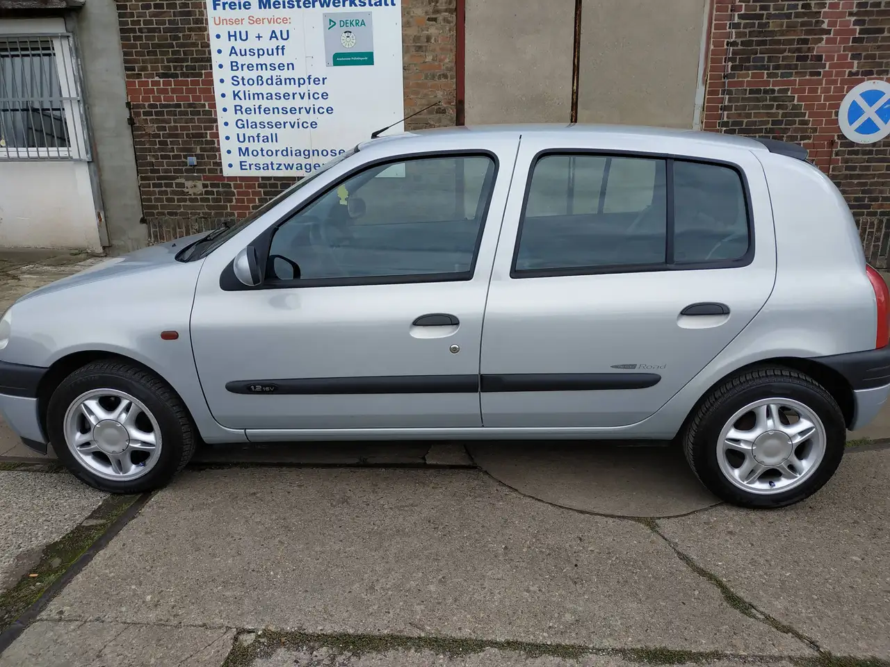 Renault Clio 1.2/ TÜV NEU/ Klima/ 5-Türer/ wenig KM/ Alufelgen, foto 3