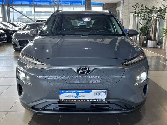 Hyundai KONA Style ACC LED Wärmepumpe R.Cam Spurassist.