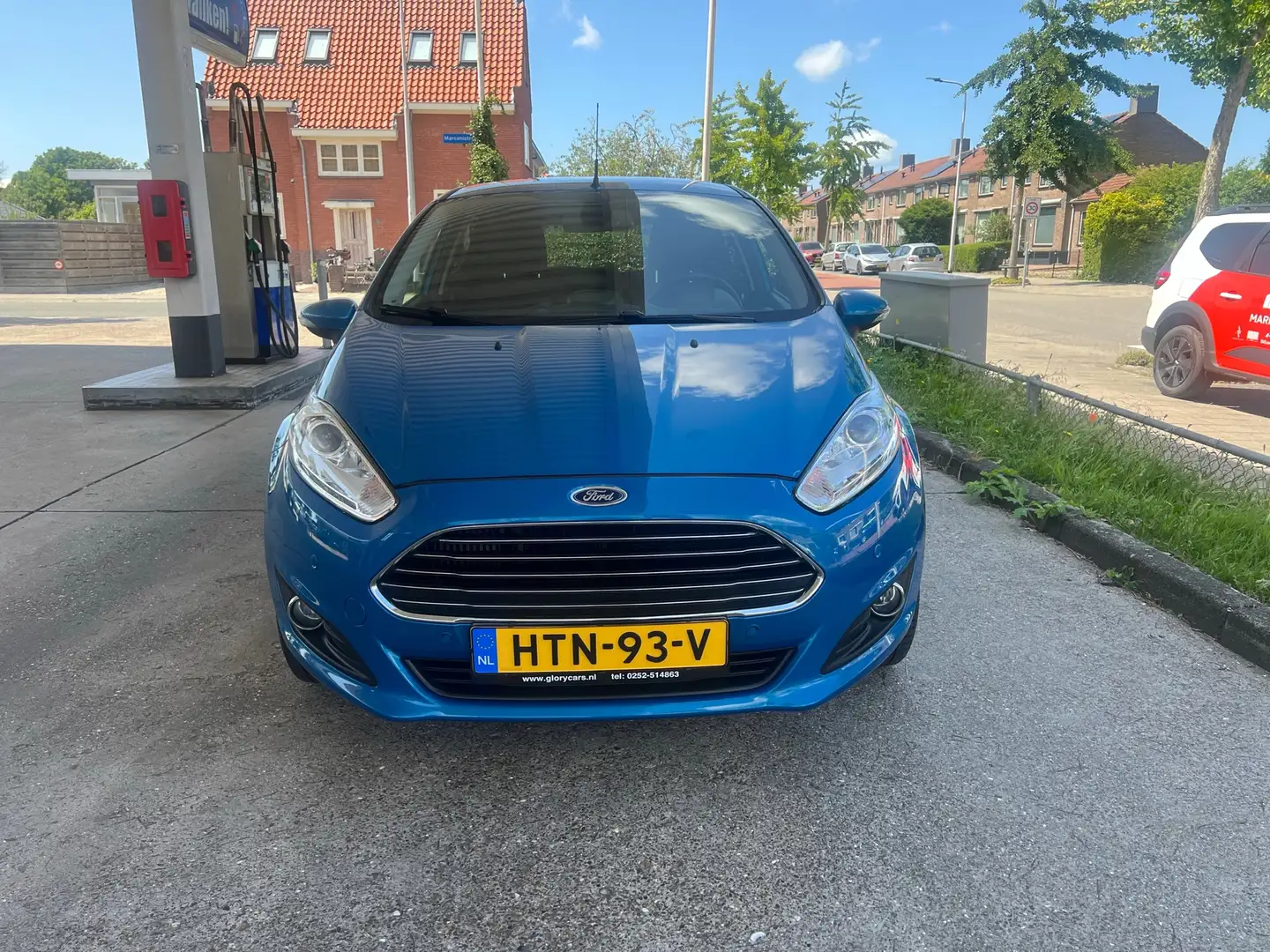 Ford Fiesta 1.0 EcoBoost Titanium Blauw - 1