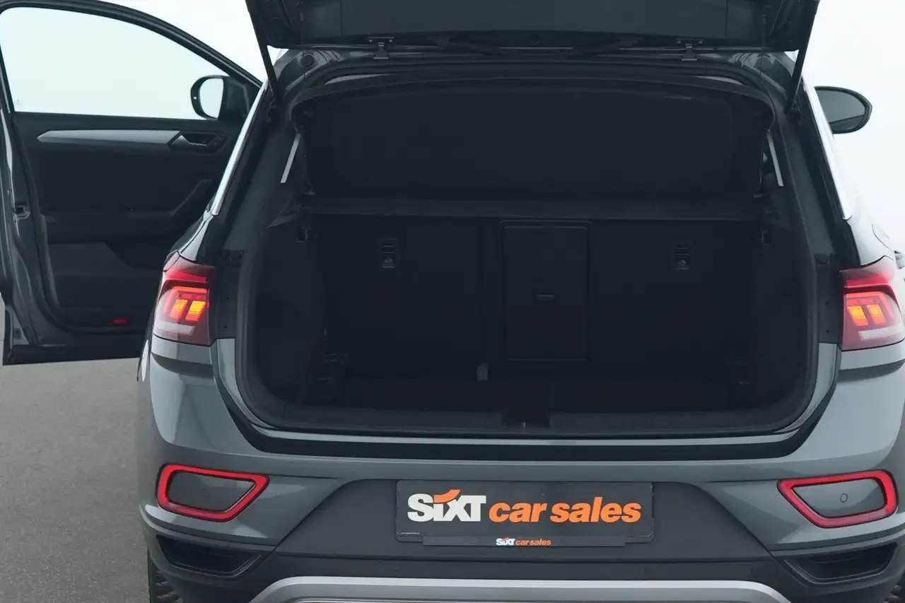 Volkswagen T-Roc 1.0 TSI Life|NAV|SHZG|ParkAss.|Klimaaut. 6