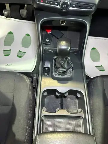 Volvo XC40 view 6