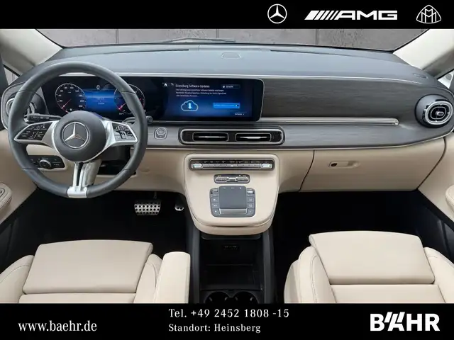 Mercedes-Benz V-Class view 4