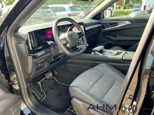 Renault Austral view 10