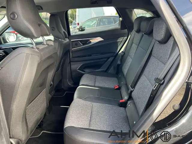 Renault Austral view 12