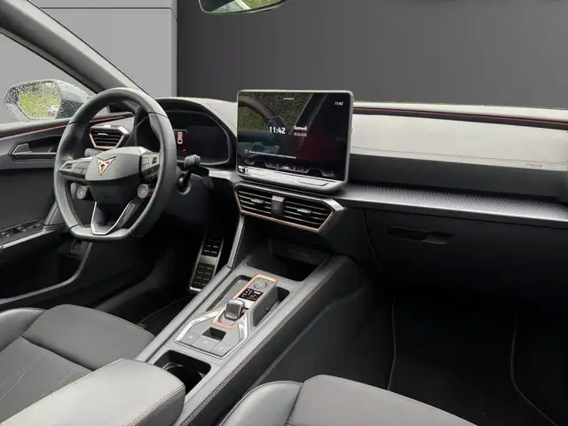 CUPRA Leon view 9