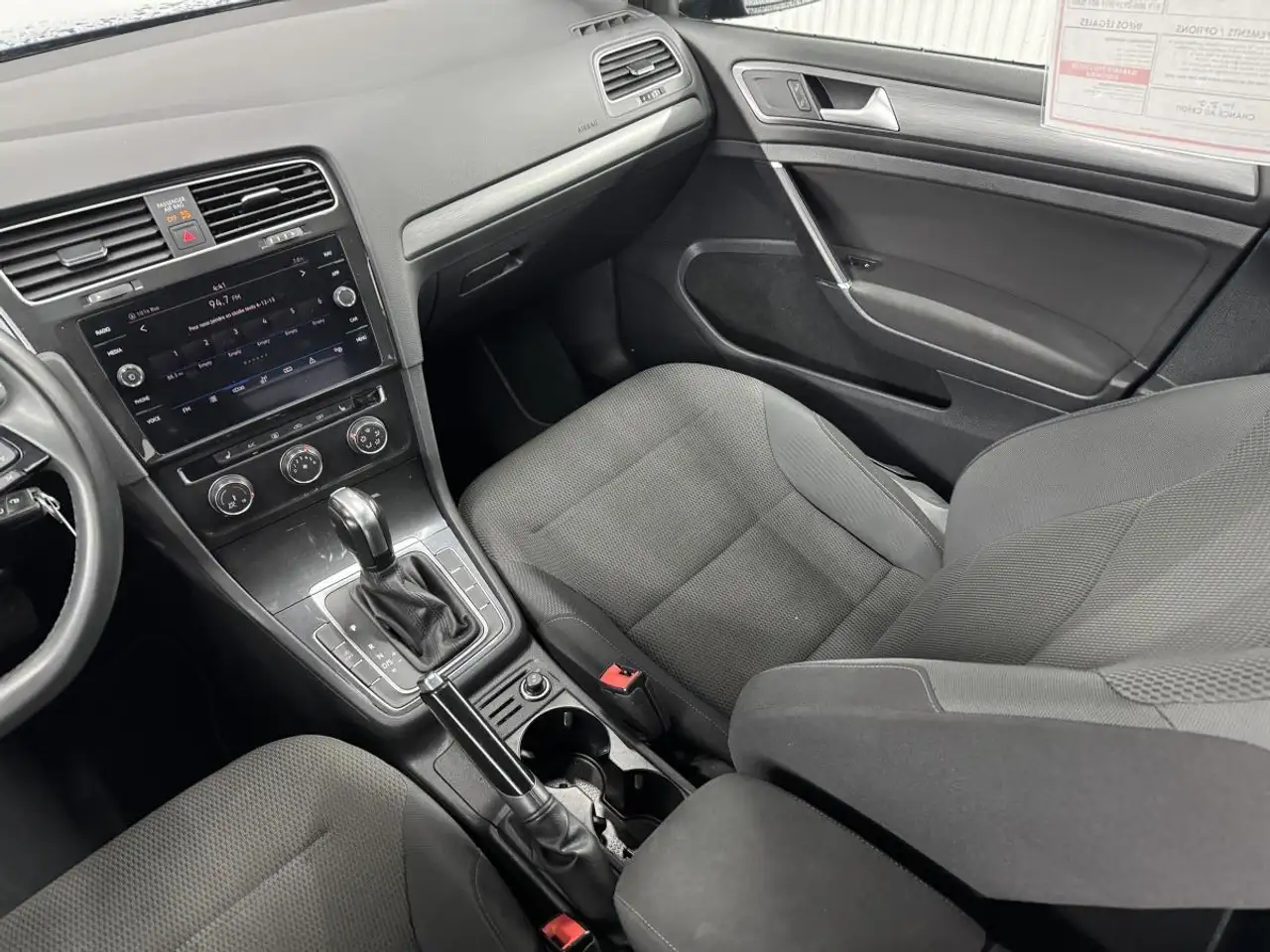 Volkswagen Golf снимка Volkswagen Golf