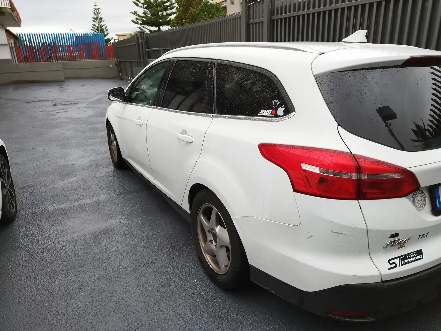 Ford Focus 1.6 Titanium Gpl 120cv 2015 Blanco - 2