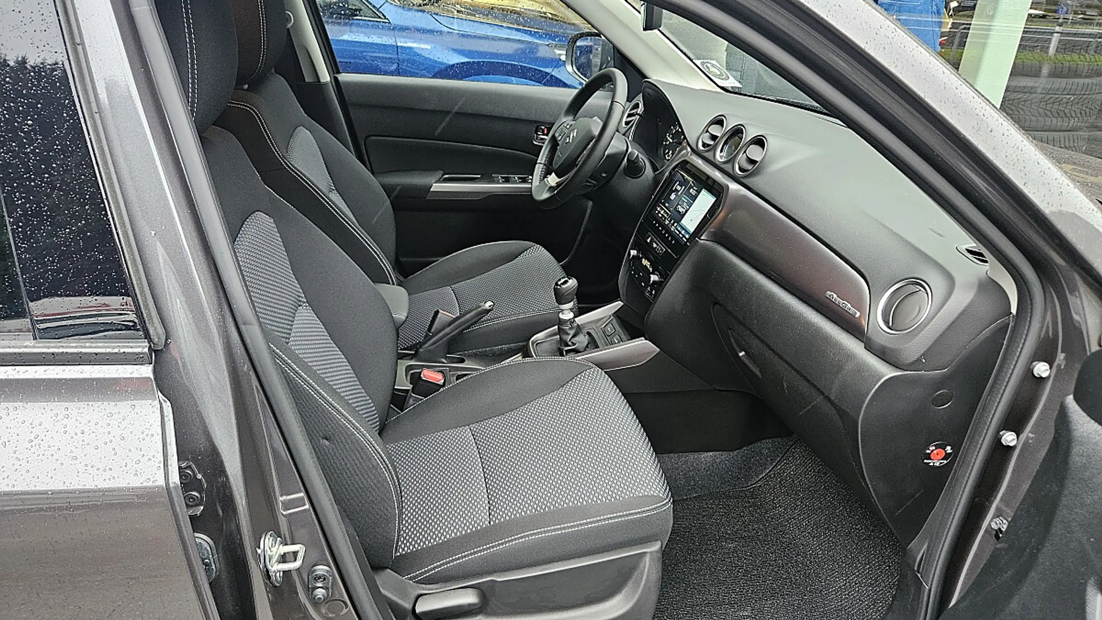 Suzuki Vitara 1,4 Hybrid ALLGRIP shine — photo 15