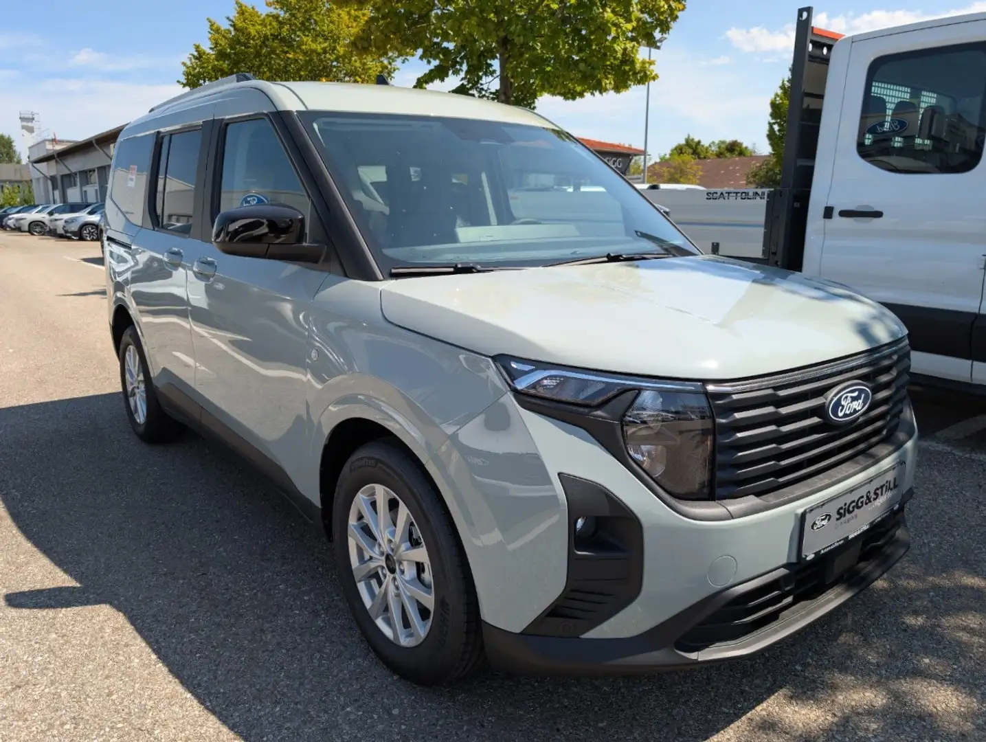 Ford Tourneo Courier Titanium 1.0 AT NAVI*ACC*BLIS*CAM Grau - 2