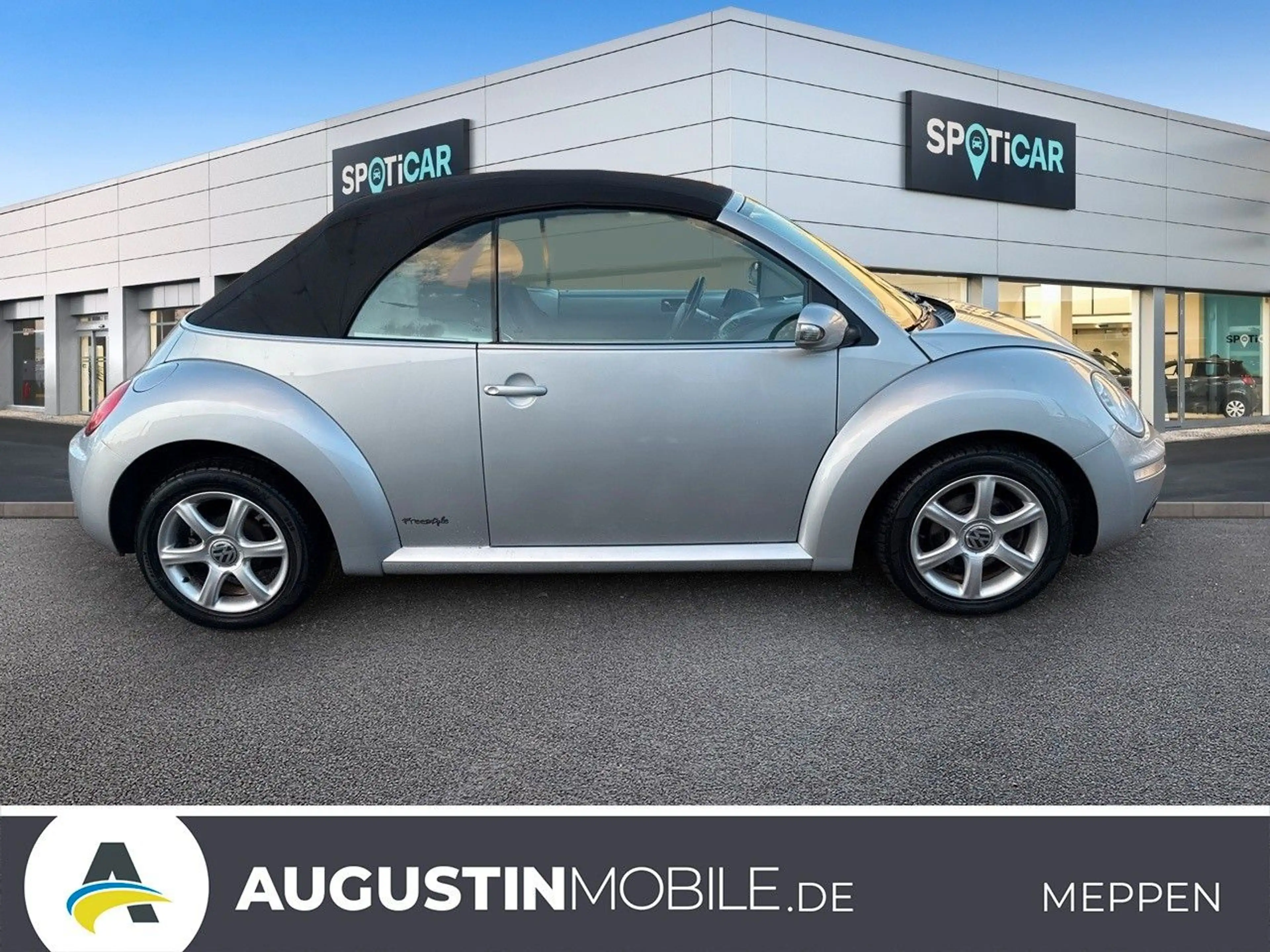 Volkswagen New Beetle Cabriolet 2.0 Freestyle*Sitzheizung* — photo 4