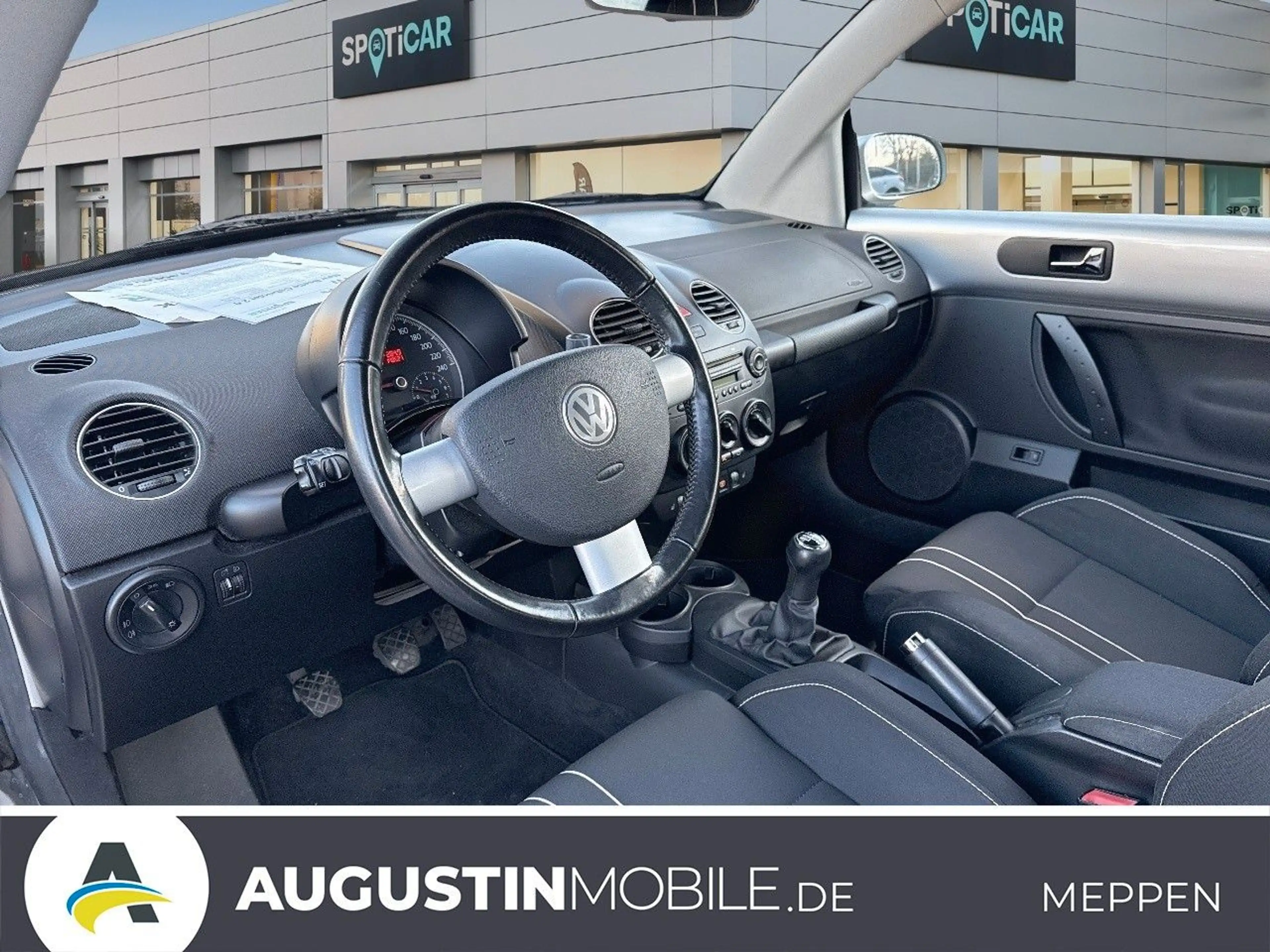 Volkswagen New Beetle Cabriolet 2.0 Freestyle*Sitzheizung* — photo 8