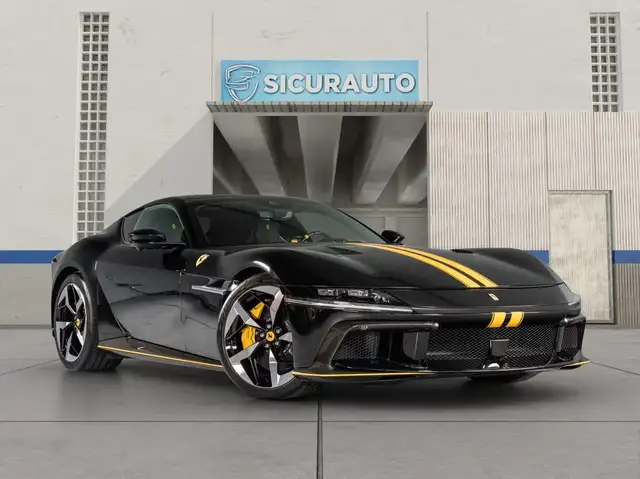 Ferrari 12 Cilindri Full carbon |Tetto panoramico |Prezzo Iva compresa