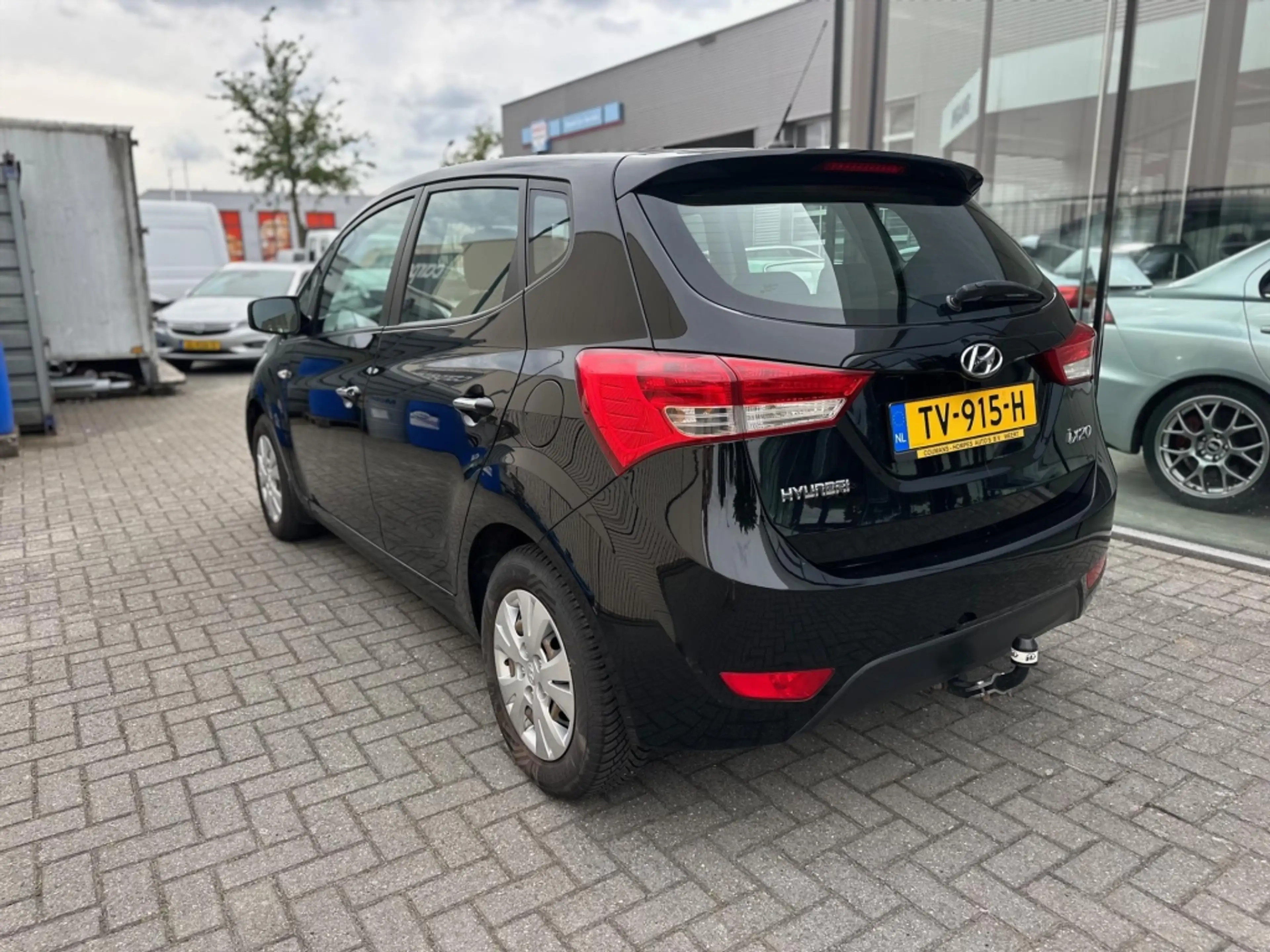 Hyundai iX20 1.4i blue 90pk i-Vision — photo 9