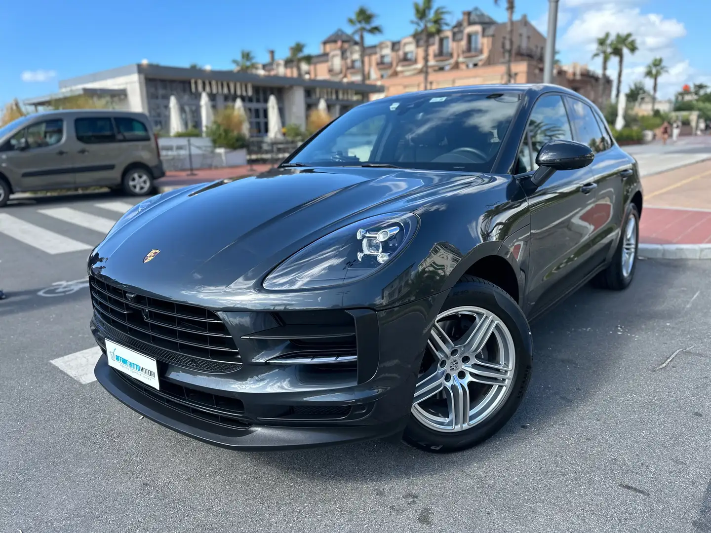 Porsche Macan Macan 2.0 245cv pdk UNICO PROPRIETARIO Grigio - 1
