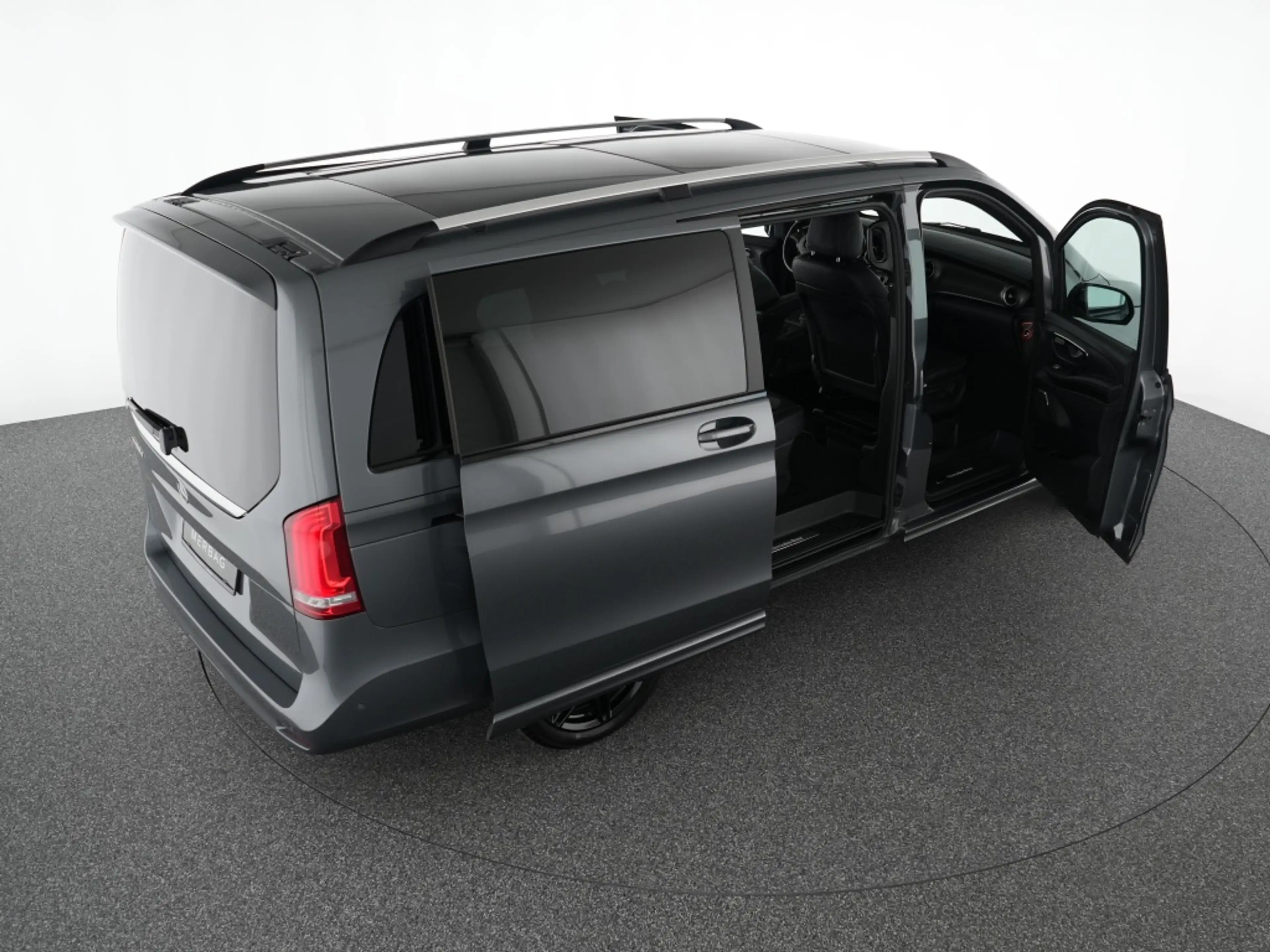 Mercedes-Benz V 250 d Avantgarde Edition lang AMG Night Pano — photo 13