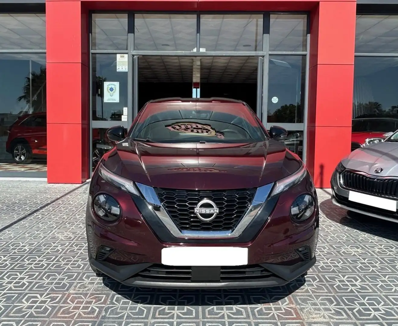 Nissan Juke DIG-T 84 kW (114 CV) 6M/T N-Connecta Rojo - 2