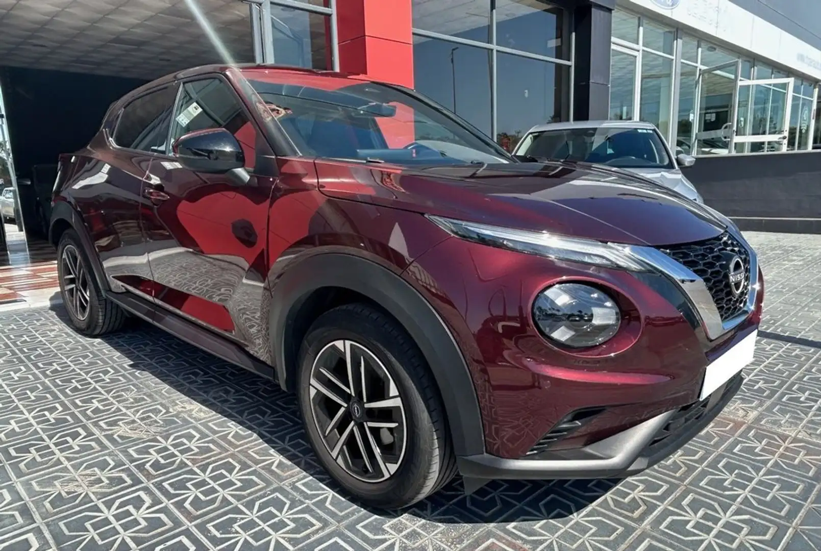 Nissan Juke DIG-T 84 kW (114 CV) 6M/T N-Connecta Rojo - 1