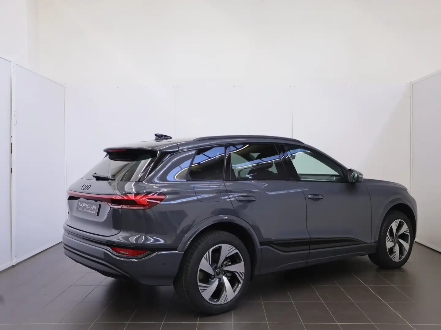 Audi Q6 business advanced quattro 387cv Grigio - 2