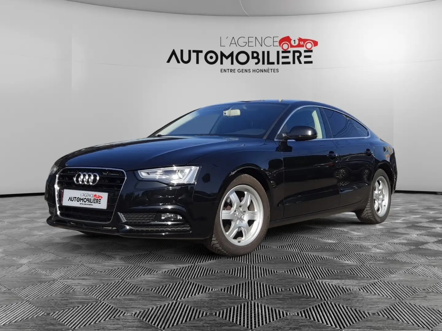 Audi A5 Sportback 1.8 TFSI 144Ch/ Garantie 12 Mois Noir - 1