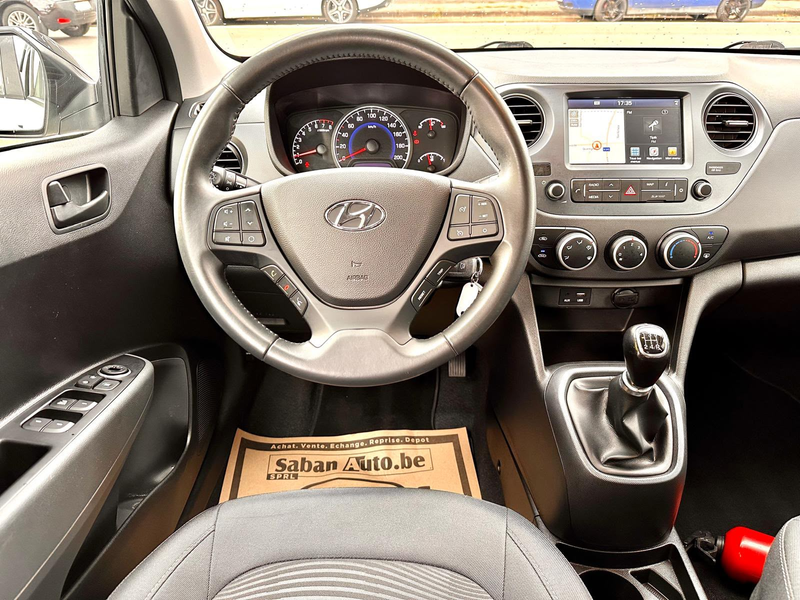 Hyundai i10 i10 1.0i Twist ° NAVI ° CARPLAY ° JANTES ° CLIM ° GARANTI 12 MOIS !! — photo 12