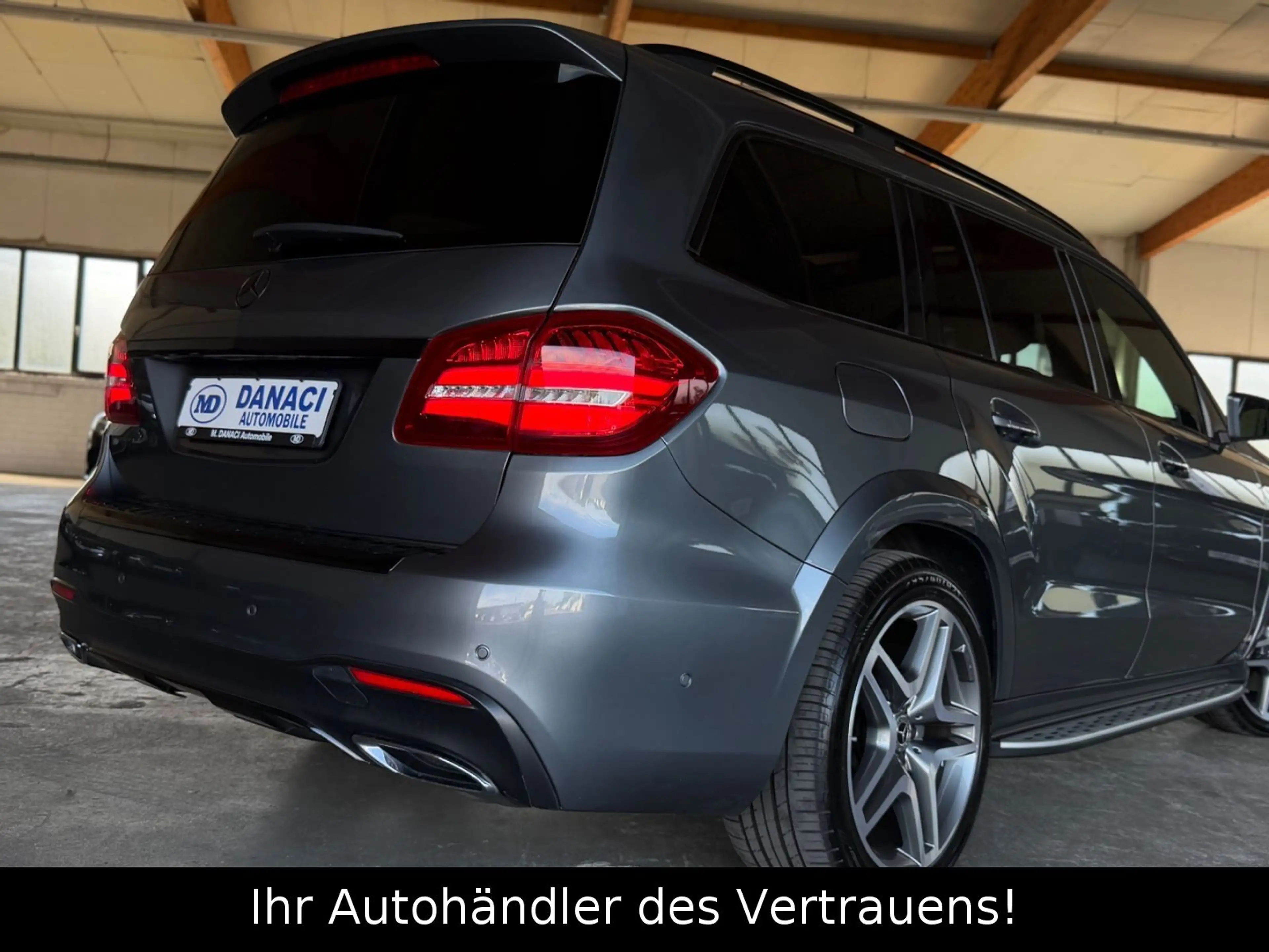 Mercedes-Benz GLS 350 d 4Matic AMG-Line*Pano*H&K*AHK*NAVI*LED — photo 8