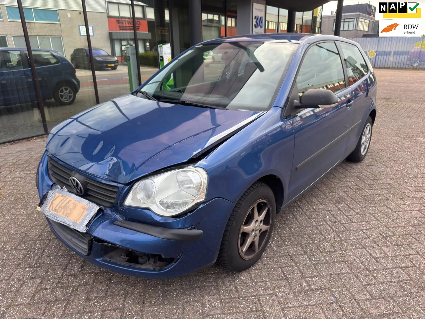Volkswagen Polo 1.2 Trendline / Airco / 3-drs / VOORSCHADE Blauw - 1