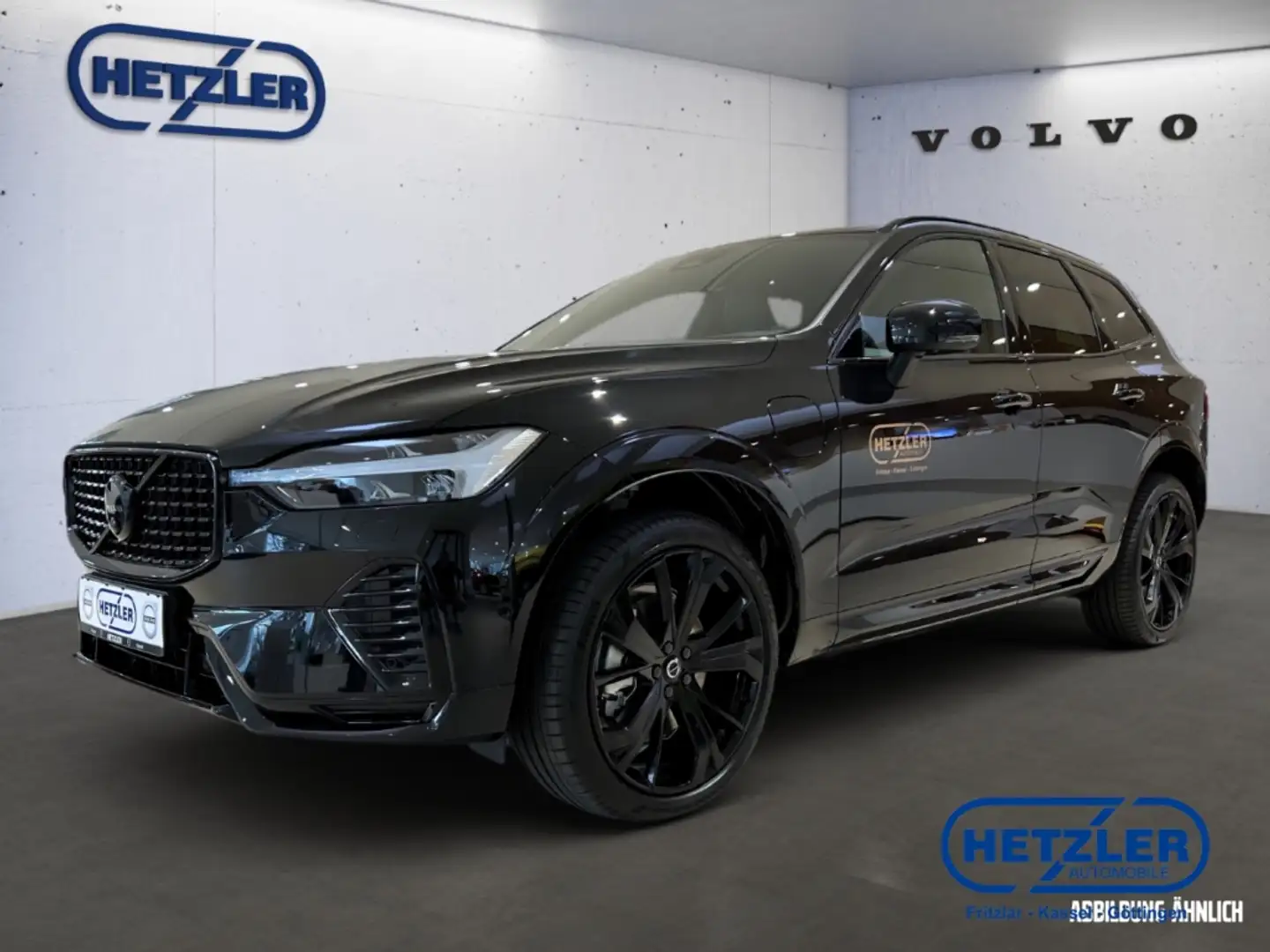 Volvo XC60 Plus Black Edition Recharge Plug-In Hybrid AWD T6 Schwarz - 1