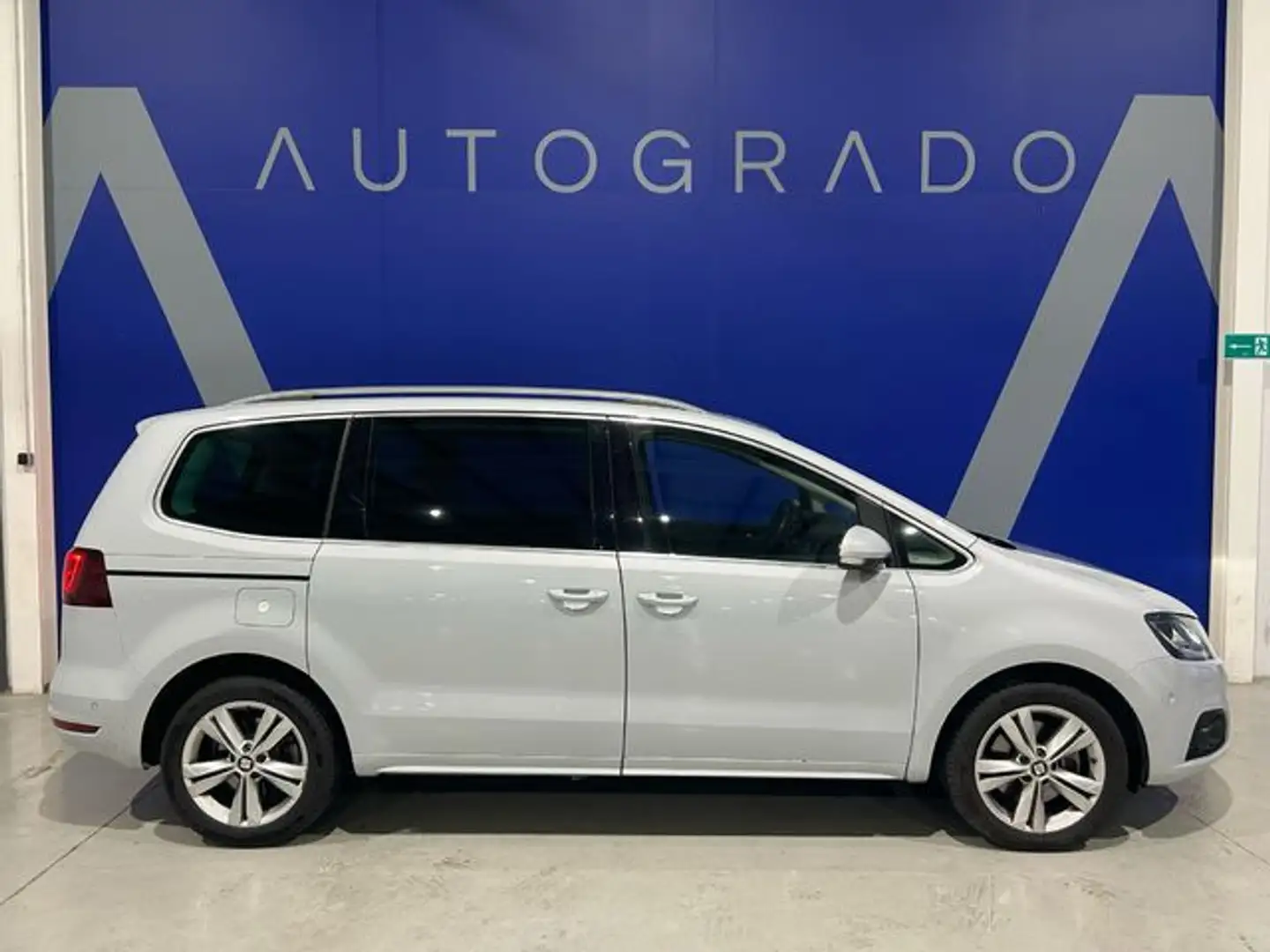 SEAT Alhambra 1.4 TSI S&S Xcellence DSG 7 plazas Plateado - 2