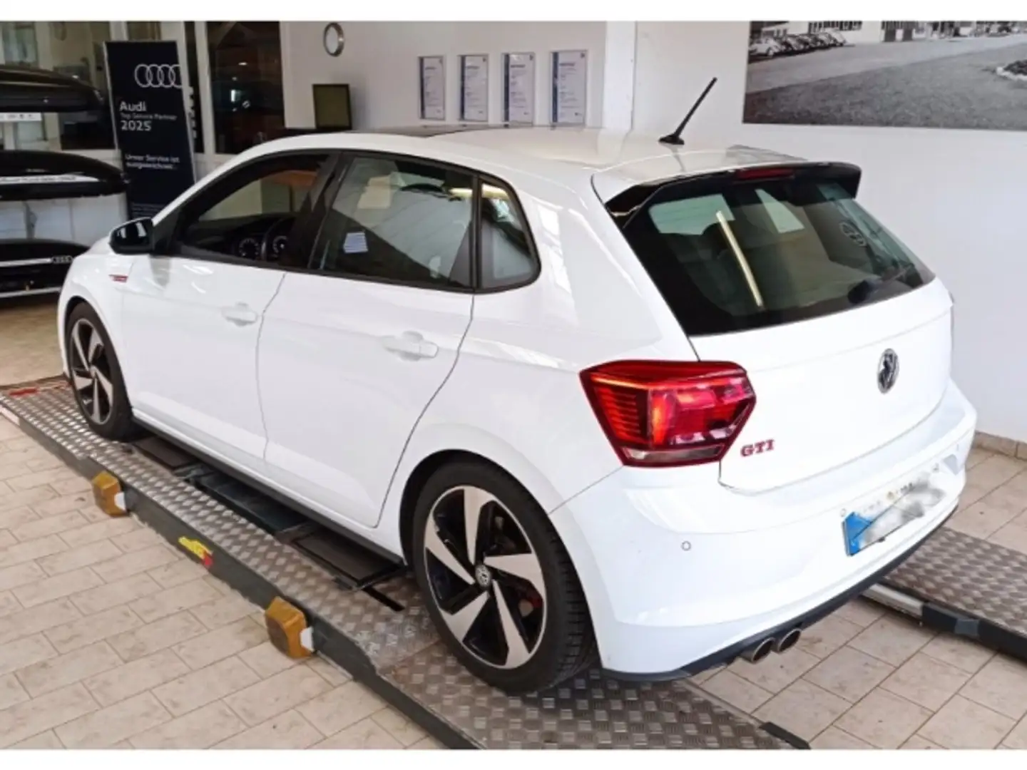 Volkswagen Polo GTI 2.0 TSI App-Connect LED ACC Active Info D Blanc - 2