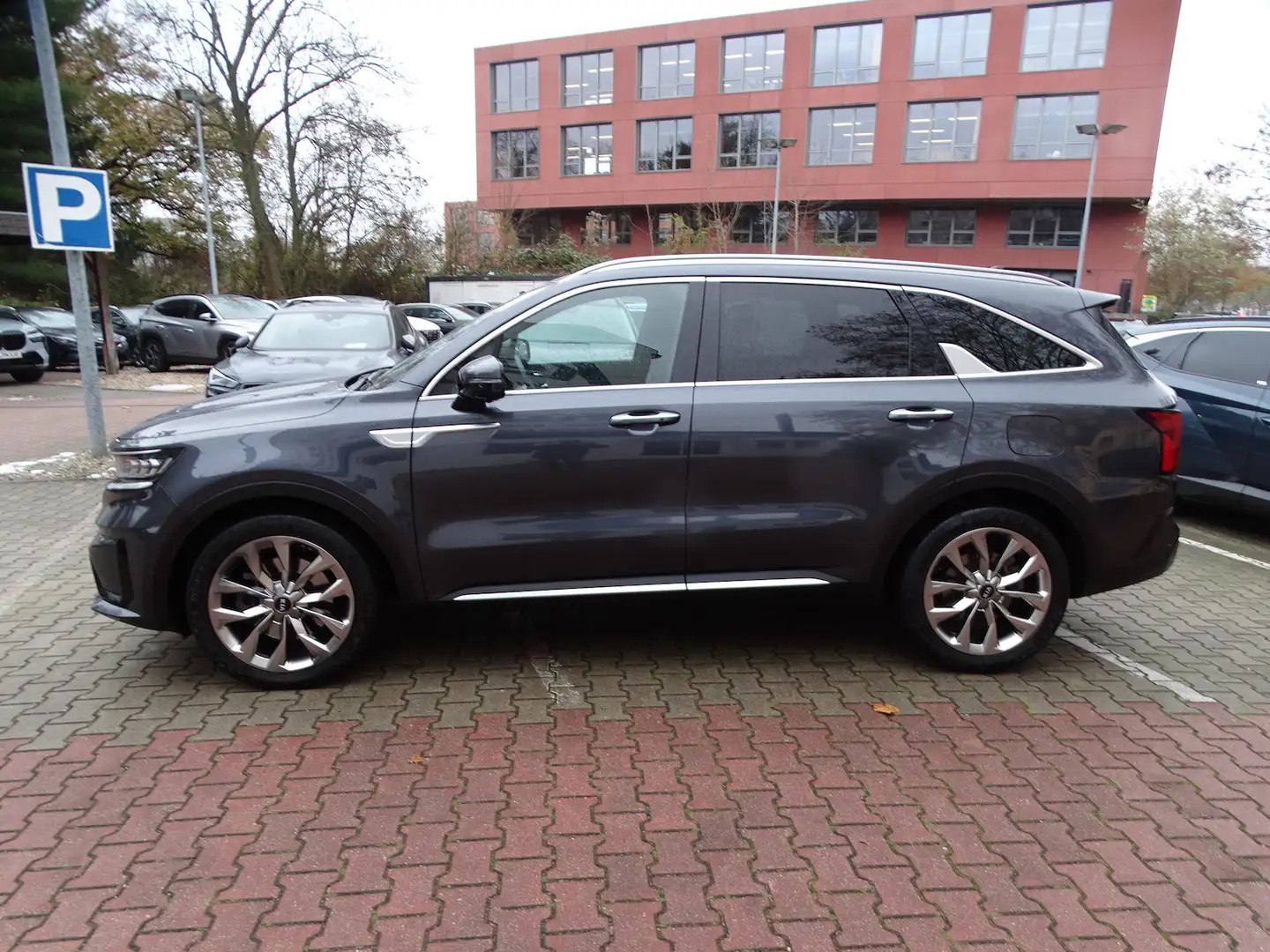 Kia Sorento 2.2 CRDI Platinum 4WD Panor. AHK Gris - 2