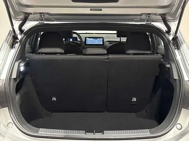 MG MG3 view 7