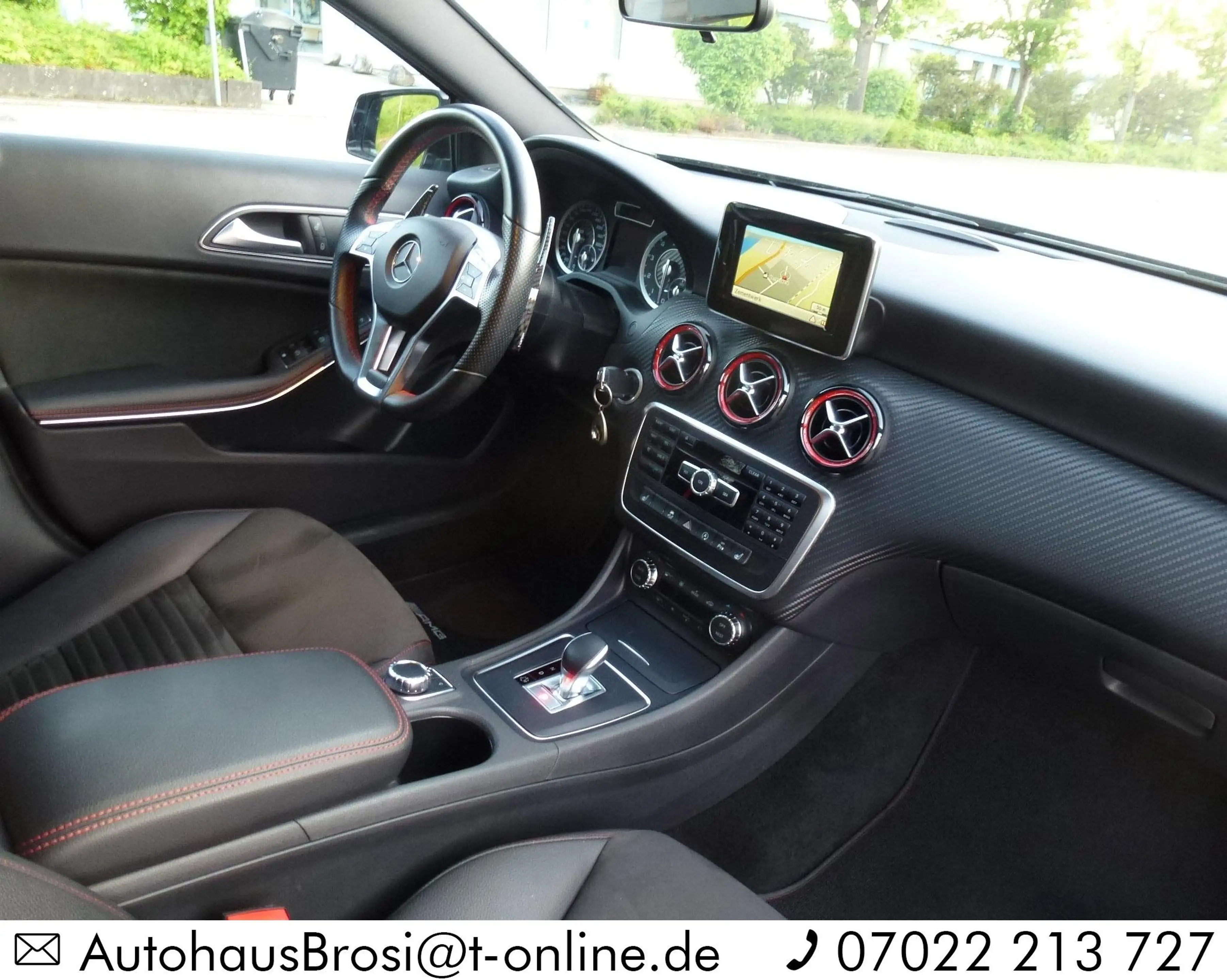 Mercedes-Benz A 45 AMG A 45 AMG 4Matic 410 PS Vmax Pano LED Navi Sport — photo 12