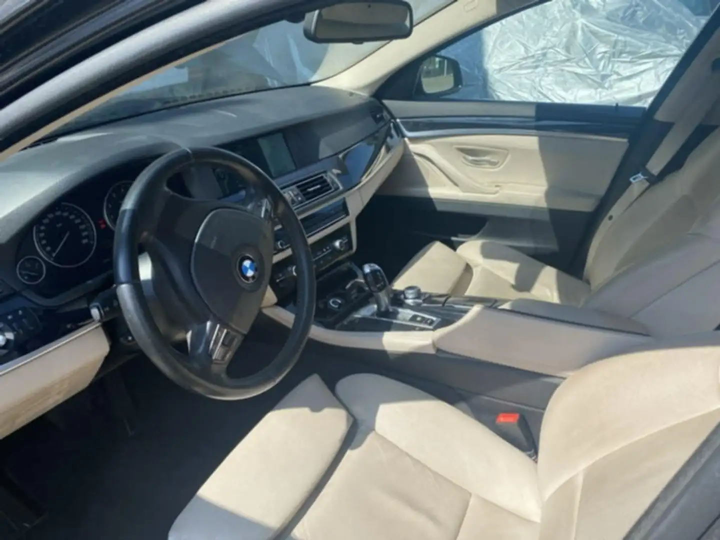 BMW 523 Touring 523iA - 2