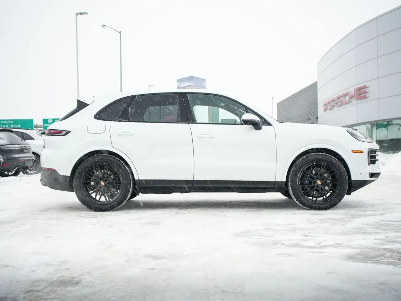 Porsche Cayenne снимка Porsche Cayenne