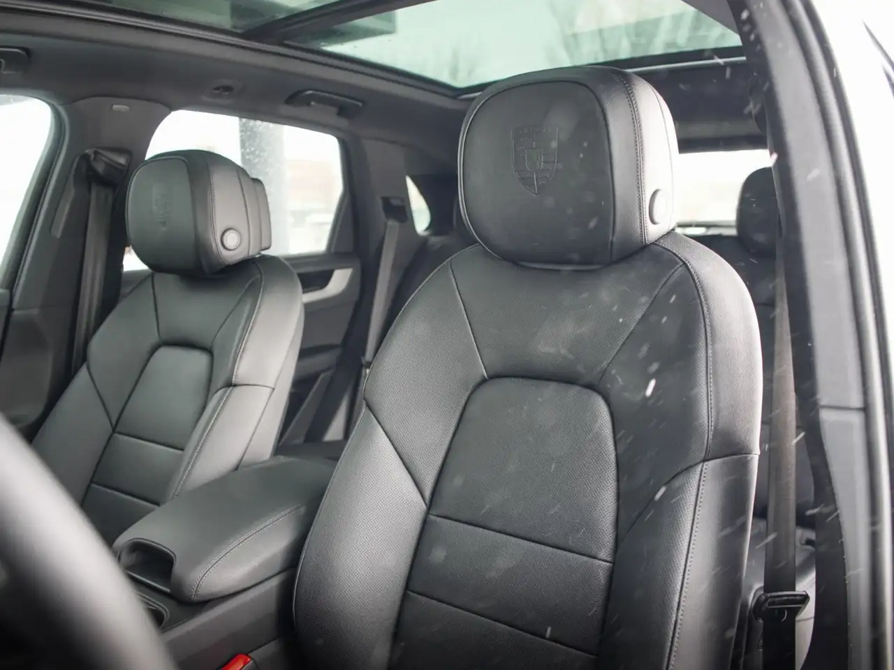 Porsche Cayenne снимка Porsche Cayenne