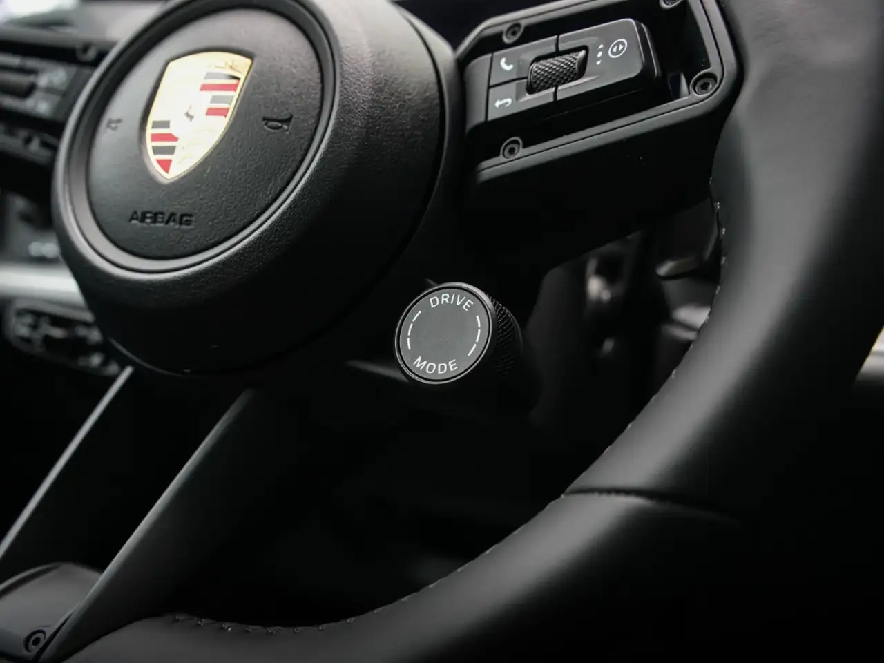 Porsche Cayenne снимка Porsche Cayenne
