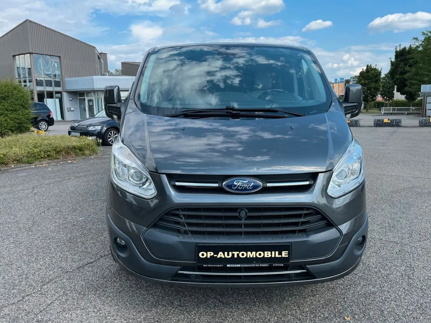 Ford Tourneo Custom 2.0 TDCi TITANIUM*AUT*LEDER*8 SIT Gris - 2