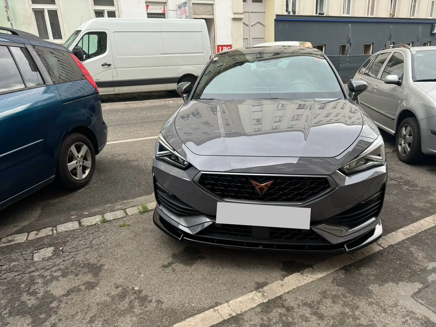 CUPRA Leon 1,4 TSI eHybrid 204 DSG - 1