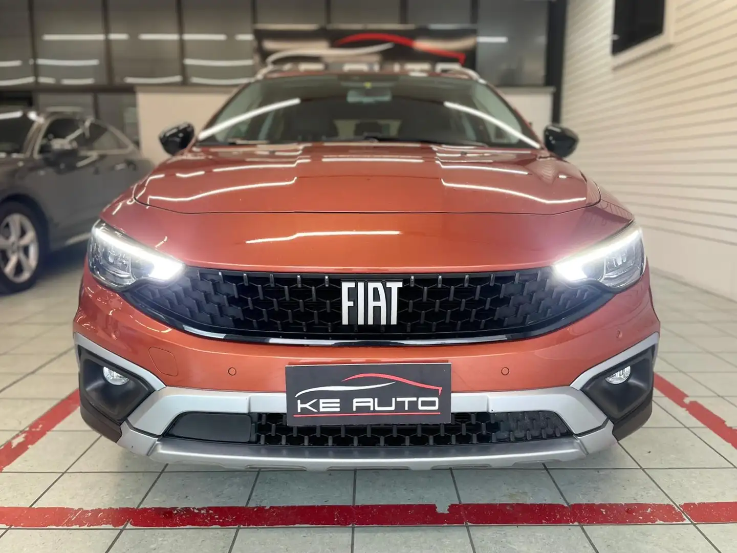 Fiat Tipo 5p 1.0 Cross 100cv Orange - 2