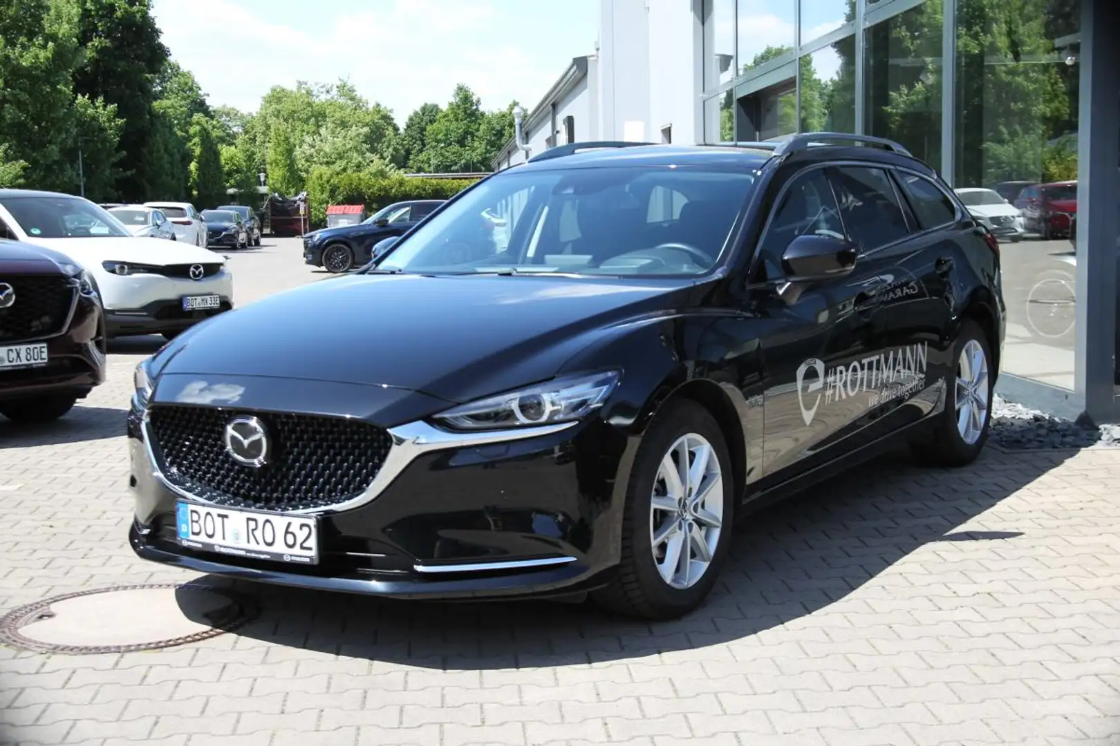 Mazda 6 SKYACTIV-G 194 Aut. Exclusive NAVI BOSE 360°M Schwarz - 1