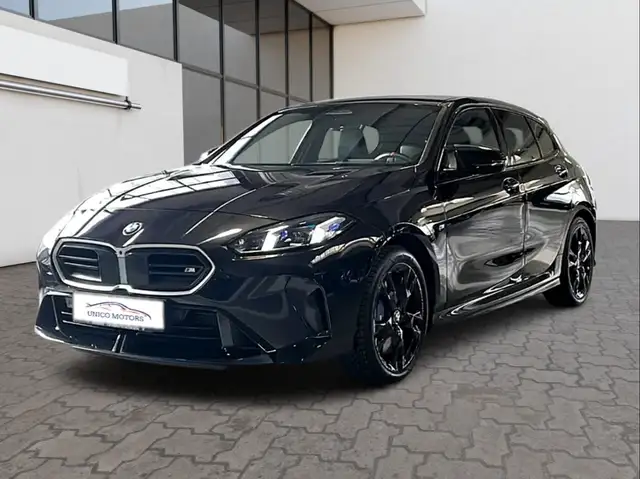 BMW 135 M135i xDrive-ACC-Head-up-Leder-Harman-Mem. seats