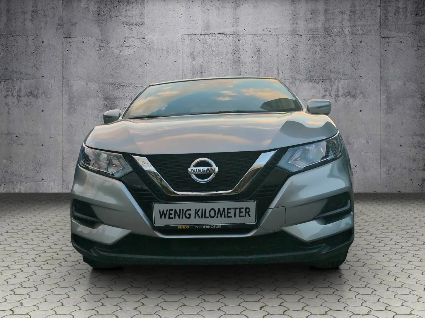 Nissan Qashqai Qashqai 1,3 DIG-T Visia Alu Silber - 2