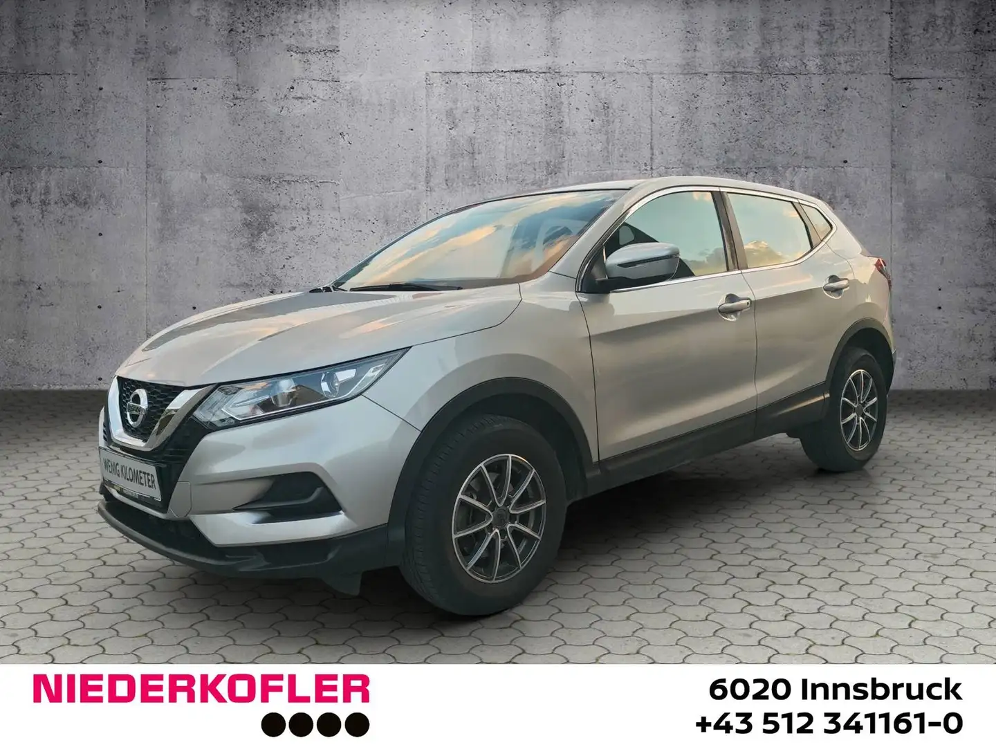 Nissan Qashqai Qashqai 1,3 DIG-T Visia Alu Silber - 1