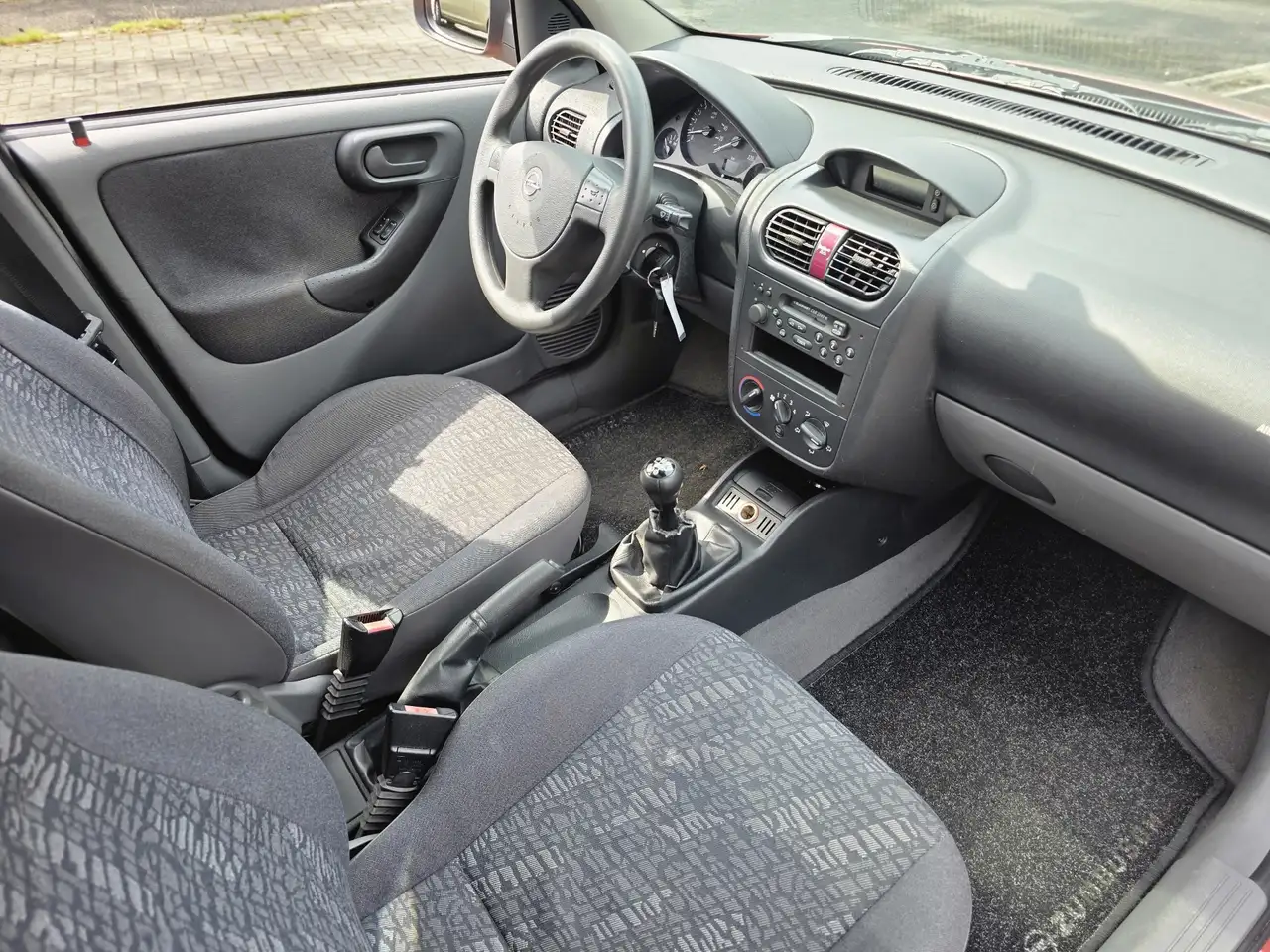 Opel Corsa 1.2 16V Comfort 75Ps 5Türen TÜV 1.Hd Schiebedach 4, foto 12
