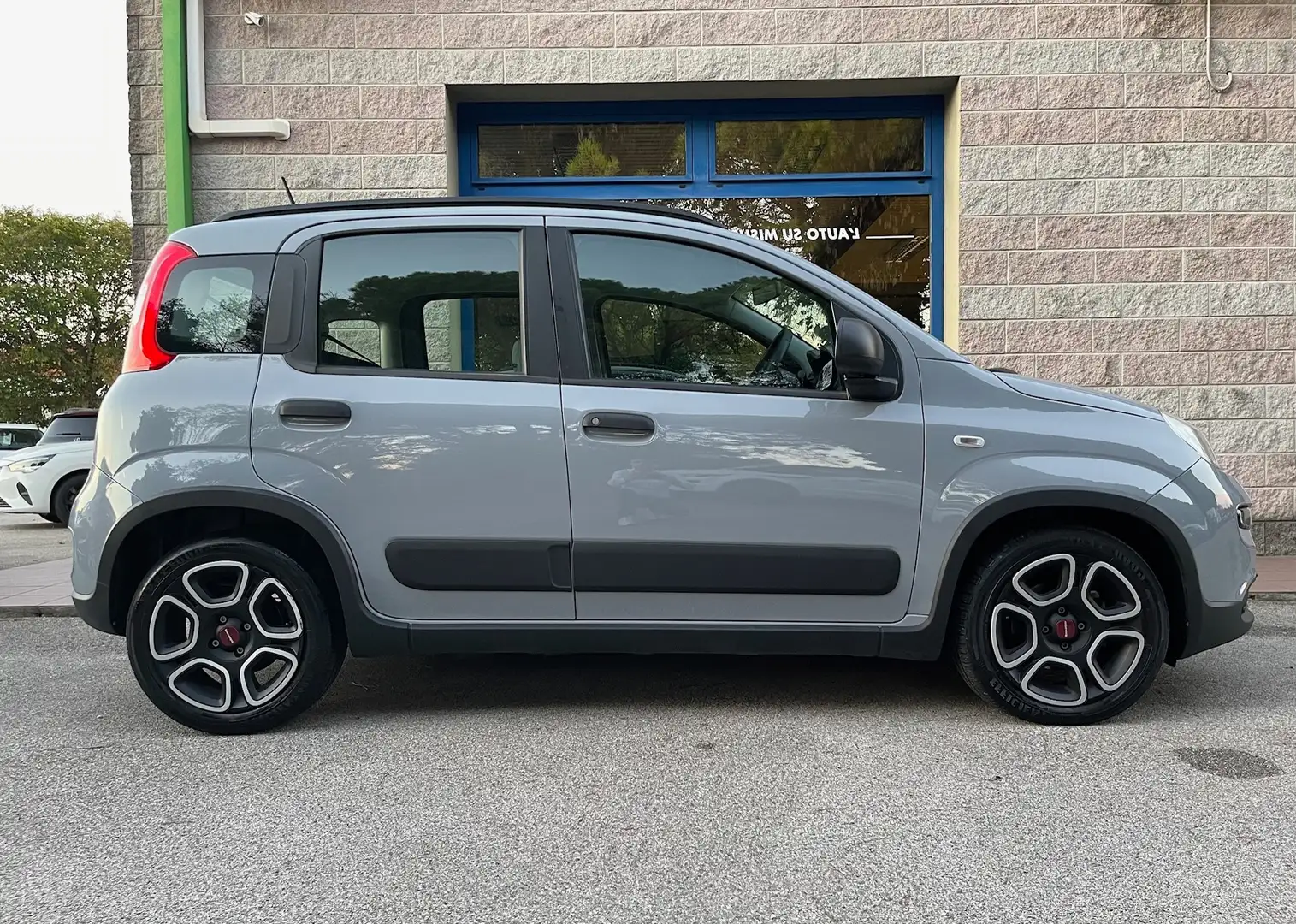 Fiat Panda 1.0 FIREFLY HYBRID 70CV CITY LIFE BLUETOOH Grigio - 2