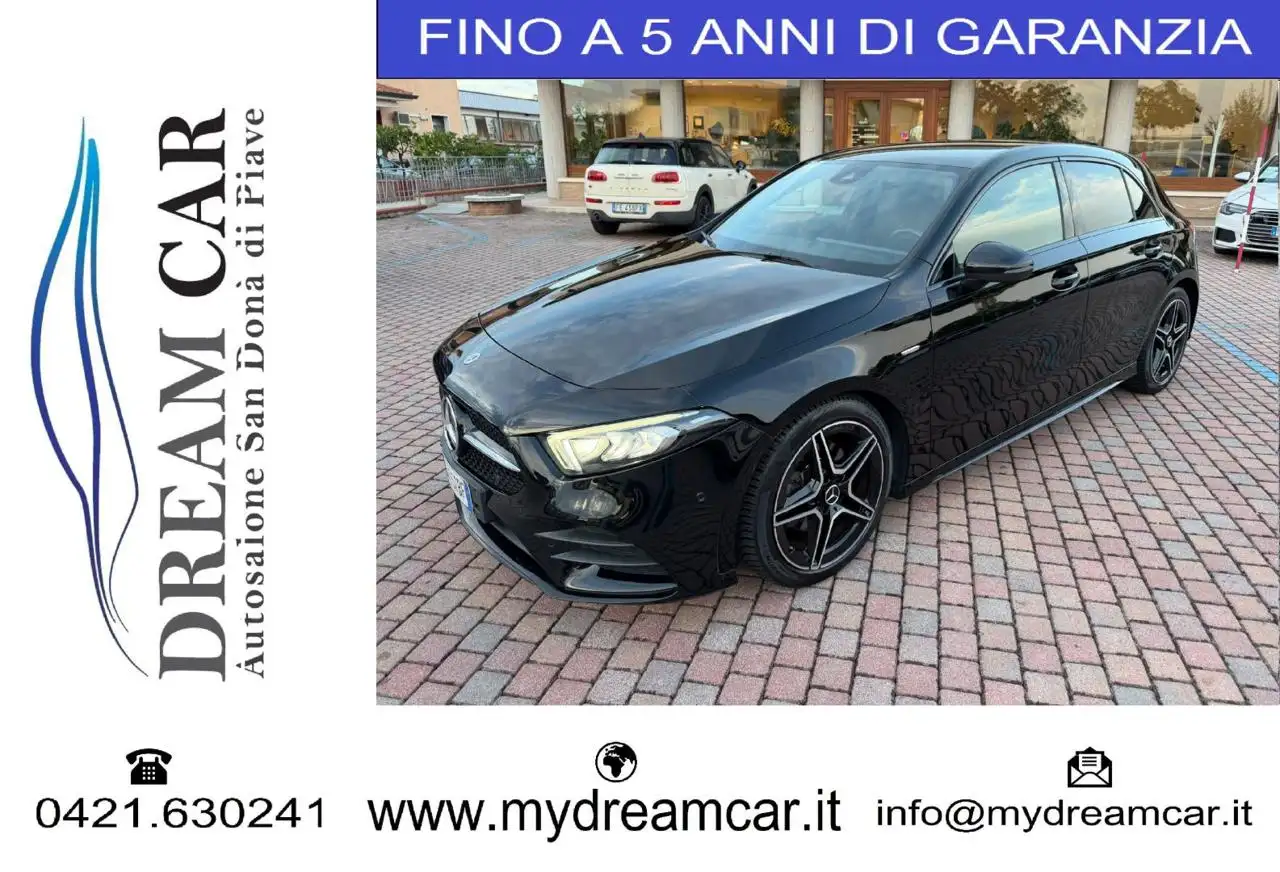 Mercedes-Benz A 180 d Automatic Premium Night Edition LUCI AMBIENTE — photo 1 of 15