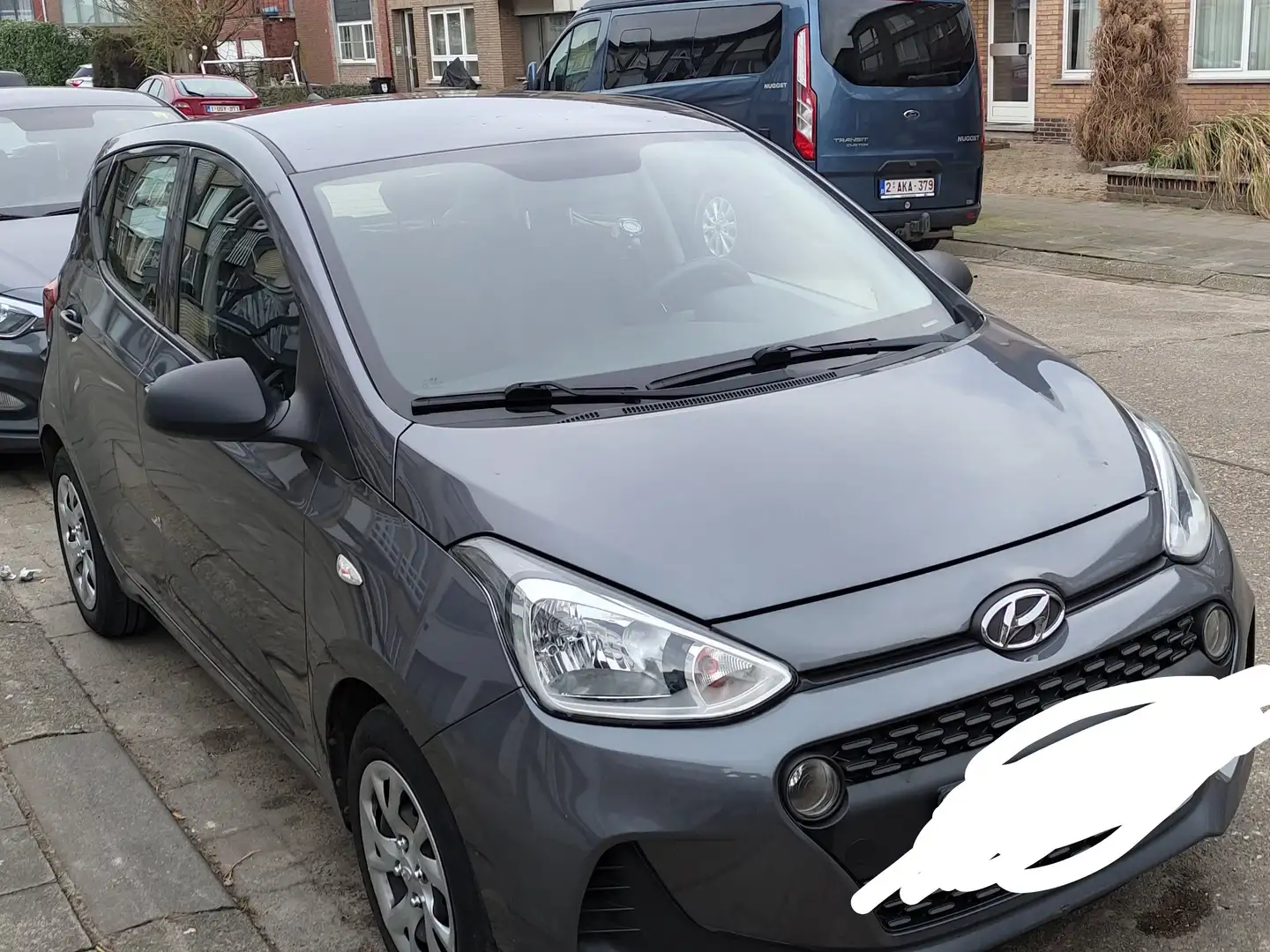 Hyundai i10 i10 1.0 YES! Gris - 1