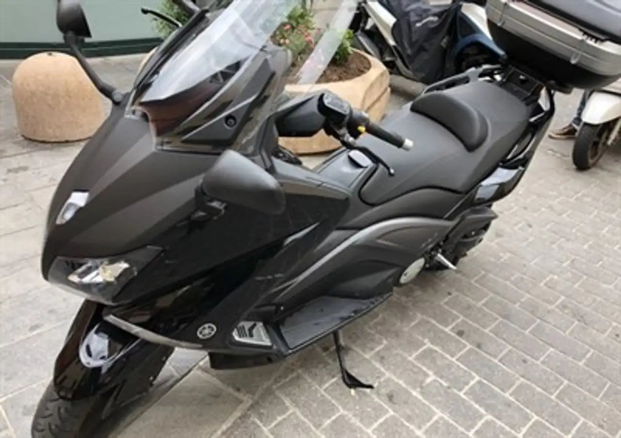 Yamaha Tmax 530