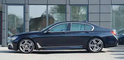 Annonce voiture d'occasion BMW 740 - CARADIZE